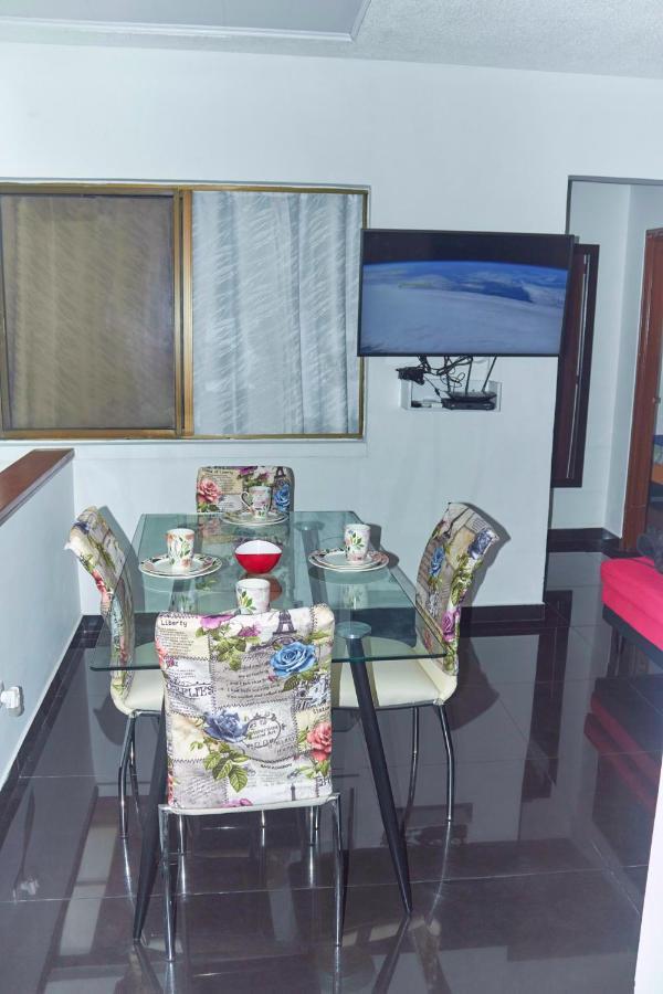 Cozy Apartment Excellent Location, Air Conditioning Кали Экстерьер фото