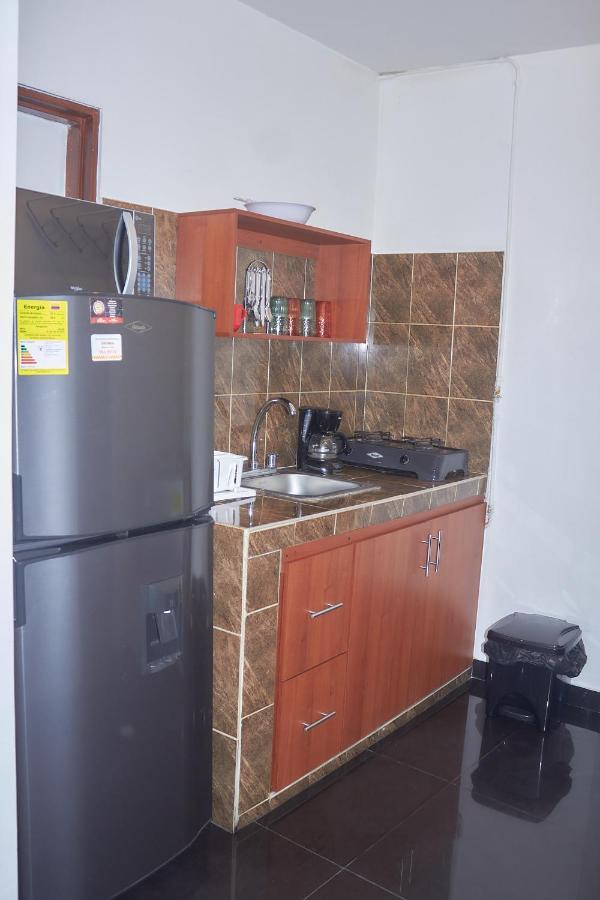Cozy Apartment Excellent Location, Air Conditioning Кали Экстерьер фото