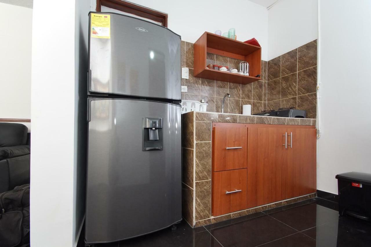 Cozy Apartment Excellent Location, Air Conditioning Кали Экстерьер фото